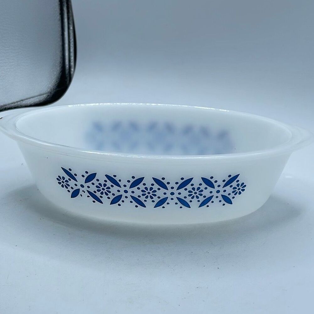 Vintage Glasbake “Blue Daisy” or “Star Daisy “ 1quart casserole dish.